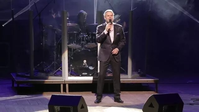 Концерт эдуарда хуснутдинова. Слушать концерт эдуарда. Эд изместьев музыкант. Слушать концерт эдуарда. Концерт эдуарда хуснутдинова.