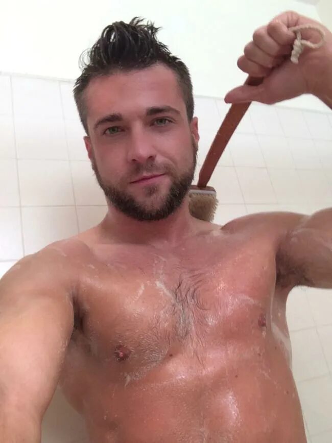 Джек Маккенрот. Shower selfie. Shave dick