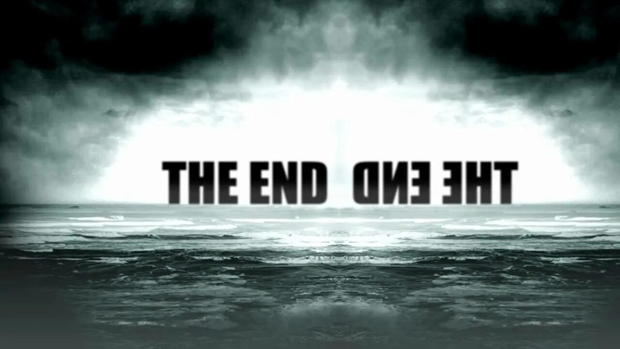 Отличие at the end in the end. The end надпись. Заставка the end. Правило at the end и in the end. Разница между at the end и in the end.