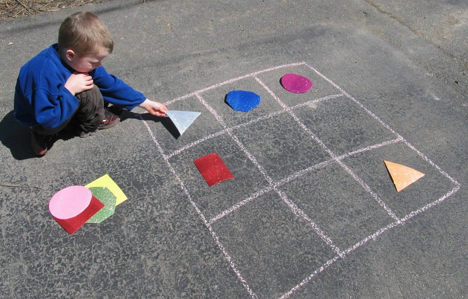 оздоровительная дорожка для детей. дорожка здоровья для детей. дорожки в детском саду. дорожка здоровья в детском саду. дорожки на участке в детском саду.