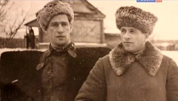 Л м доватор герой советского союза. Генерал-майор л. м. доватор 1941. руза лев доватор. доватор лев михайлович фото. майор доватор.