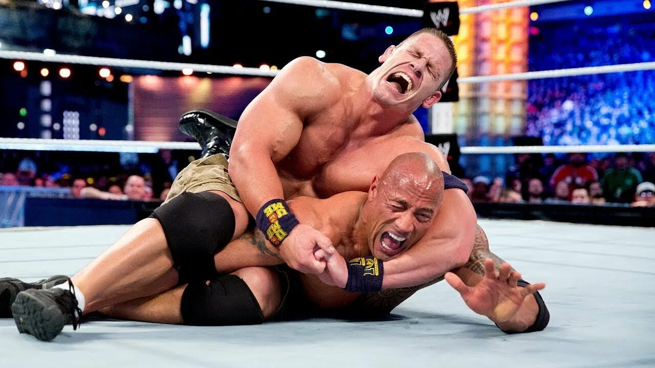 Wwe john cena vs. John cena fight. Wwe john cena. Дуэйн джонсон против джона сины. Джон сина против скалы.