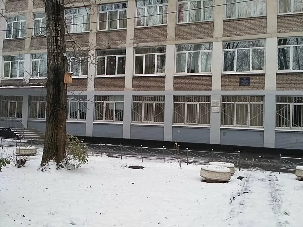 вестибюль центра подготовки космонавтов москва им. балашовская школа космонавтов. школа имени космонавта. международная авиакосмическая школа в башкортостане. калиновка давлекановский район аэрокосмическая школа.