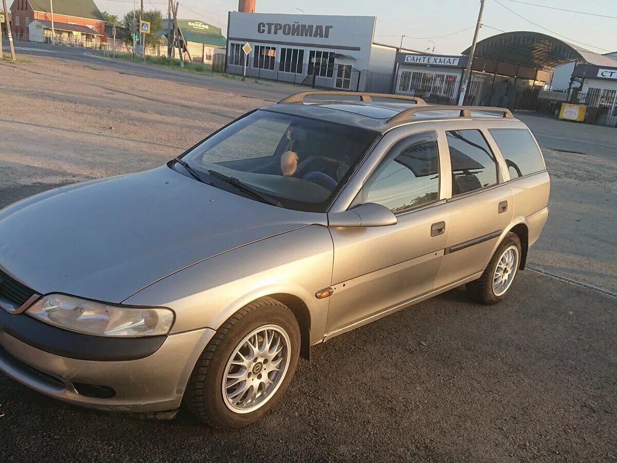 Купить опель 1997. Opel Vectra b 1997. Opel Vectra b 1997 год. Опель Вектра 1997. Машина Опель Вектра 1997.