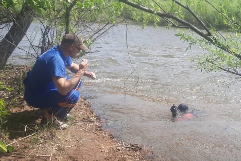Река. Нашли ребенка возле реки. Река. Река арсеньевка приморский. Нашли утонувших мальчиков в башкортостане.