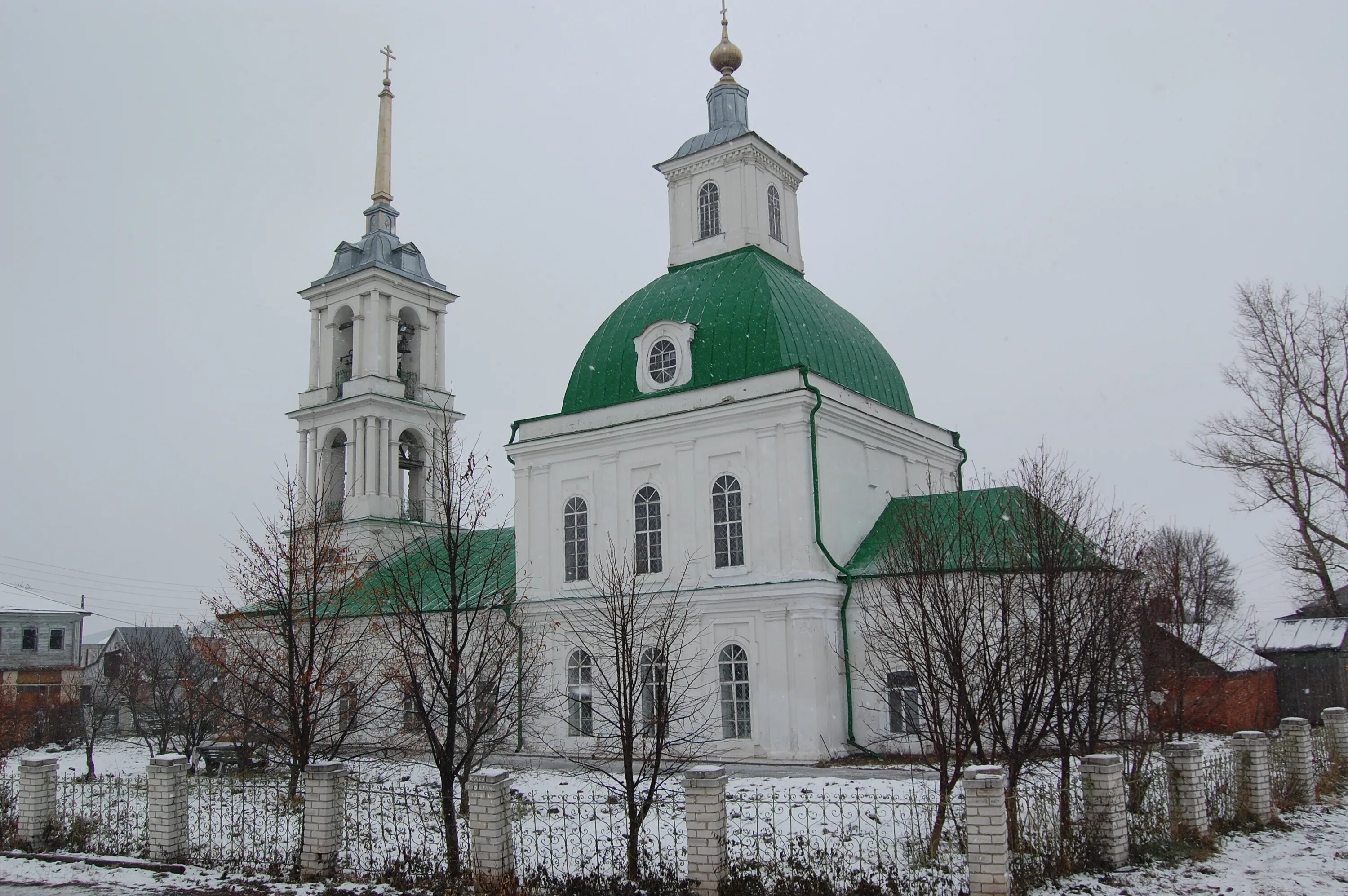 Троицкая Церковь большое Мурашкино. Церковь в большом Мурашкино Нижегородской области. Старообрядческая Церковь большое Мурашкино. Пгт большое Мурашкино Нижегородской области Троицкая Церковь.