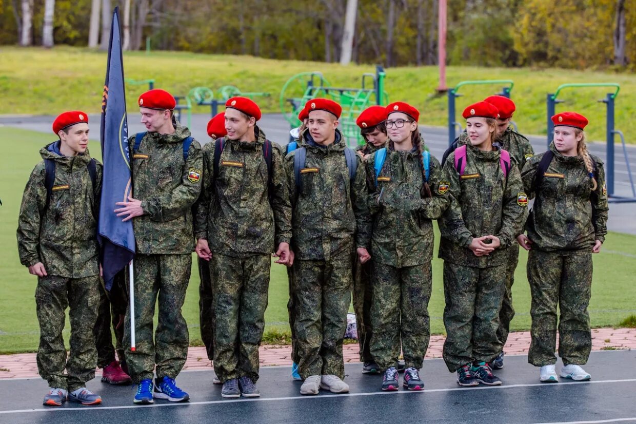 Центр военно спортивной подготовки и патриотического воспитания. Зарница игра. военно спортивная зарница. военно-спортивная игра зарница. зарница школьная.