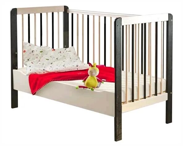 Кроватка со. Кроватка трансформер micuna. Кровать детская белая с бортиком. Кроватка со съемной боковиной. Детская кровать красная звезда можга.