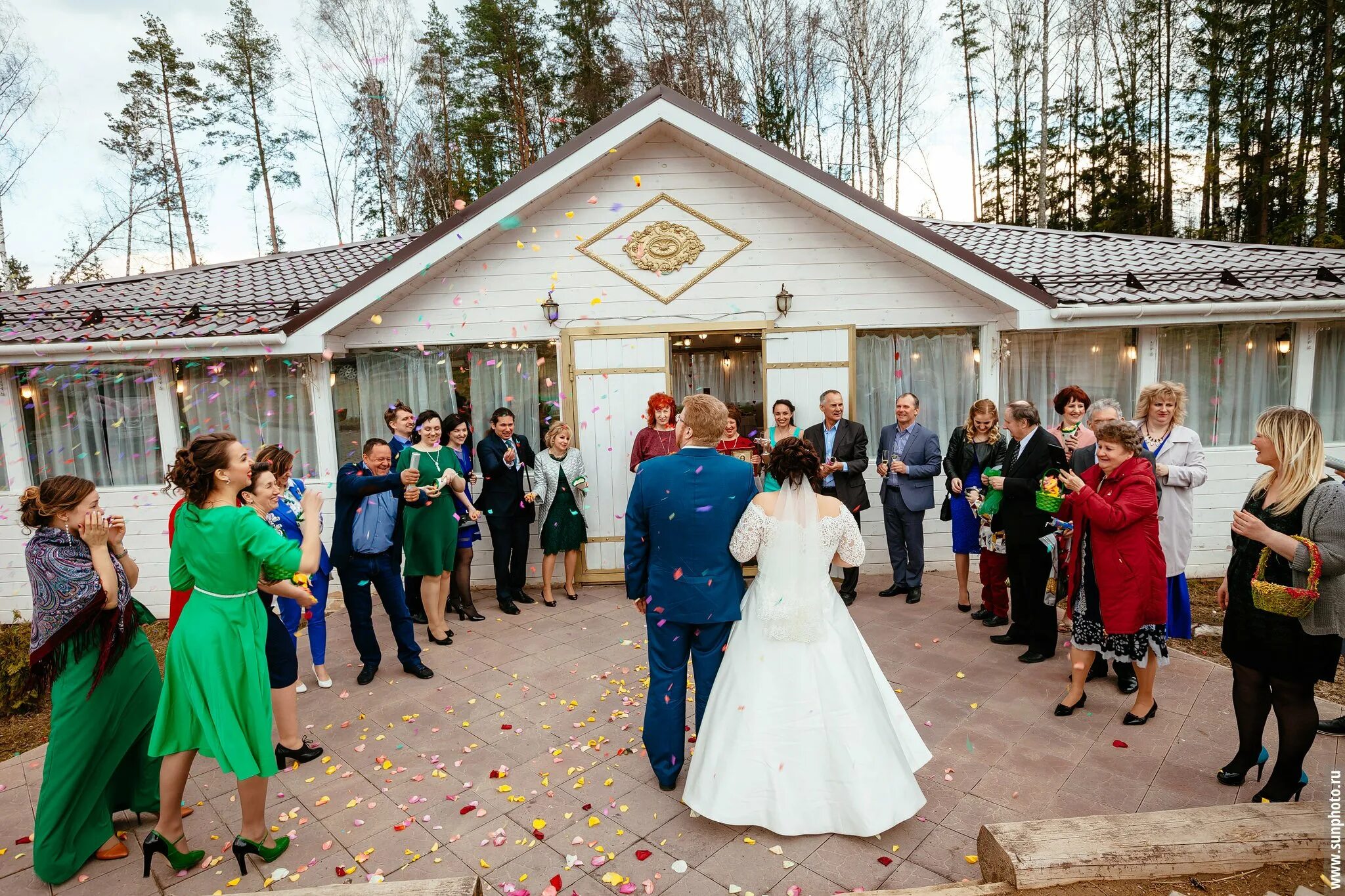 Бабин двор солнечногорск. Бабий двор экодеревня солнечногорский район. Эко деревня бабин двор. Парк- отель "экодеревня «бабин двор. Солнечногорск экодеревня бабин двор.