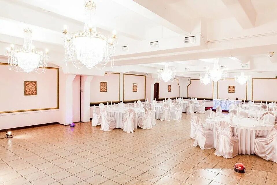 ресторан интеграл город шахты. банкетный зал азов голд. ресторан замок шахты. интеграл шахты ресторан. замок курск ресторан.