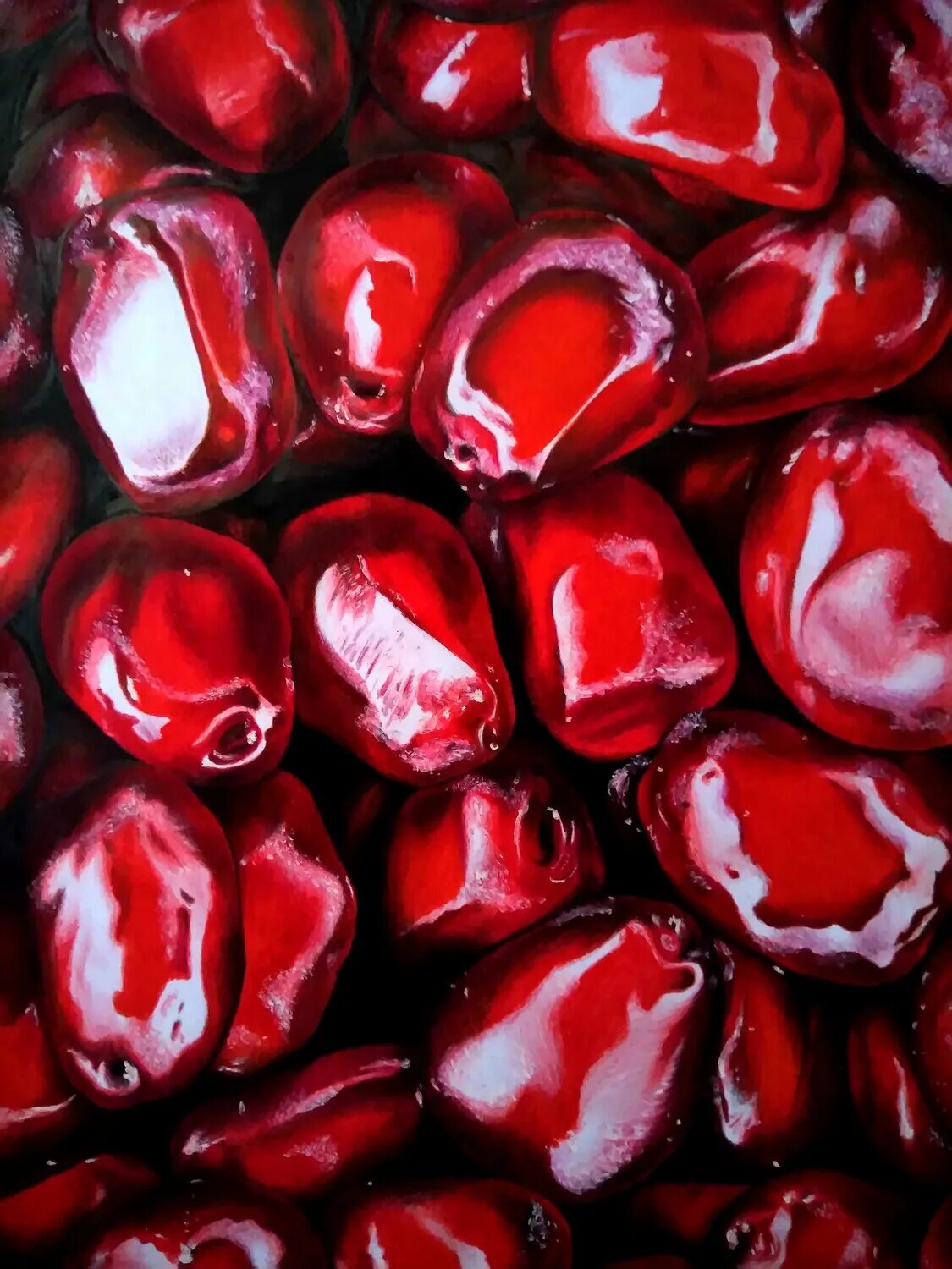 черный гранат фрукт. гранат эстетика. темно гранатовый. мякоть граната. зеленый гранат фрукт.