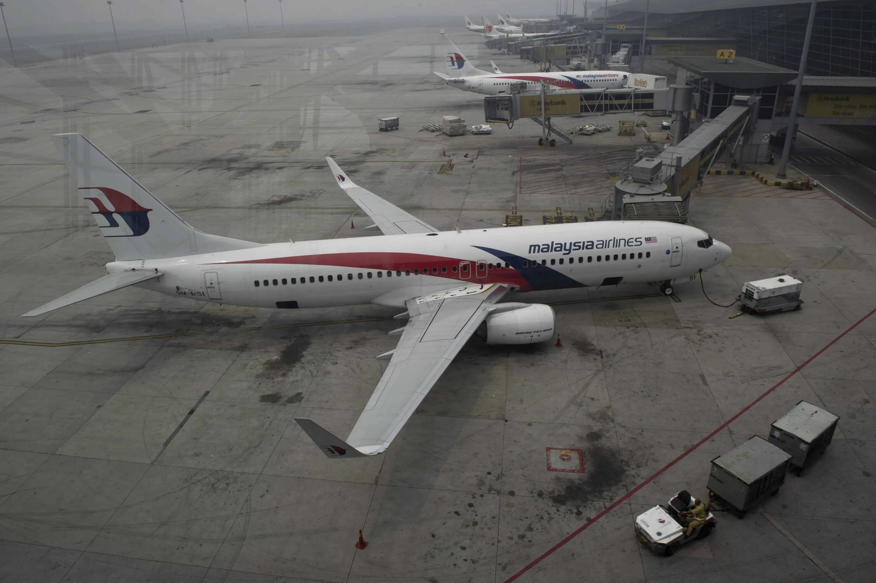 Рейс 370 malaysia airlines. Исчезновение рейса 370 malaysia airlines. Рейс mh370. Малазийский боинг mh370. Малайзийский boeing 777.