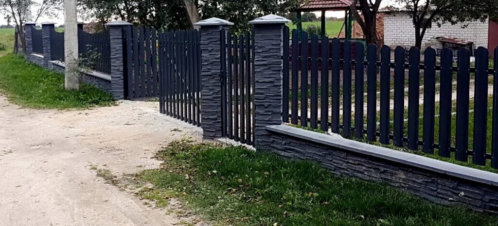 Заборный блок 300x300x200. Модуль кирпичного столба флэмиш. Забор из евроштакетника. Заборные блоки скала. Декоративный заборный столб.