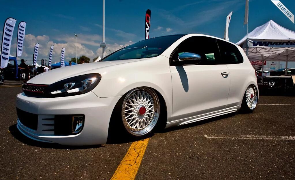 BBS r16 Golf 6. VW Golf 6 BBS. VW Golf GTI BBS. Гольф 6 GTI. Automotivo bayside 2.0