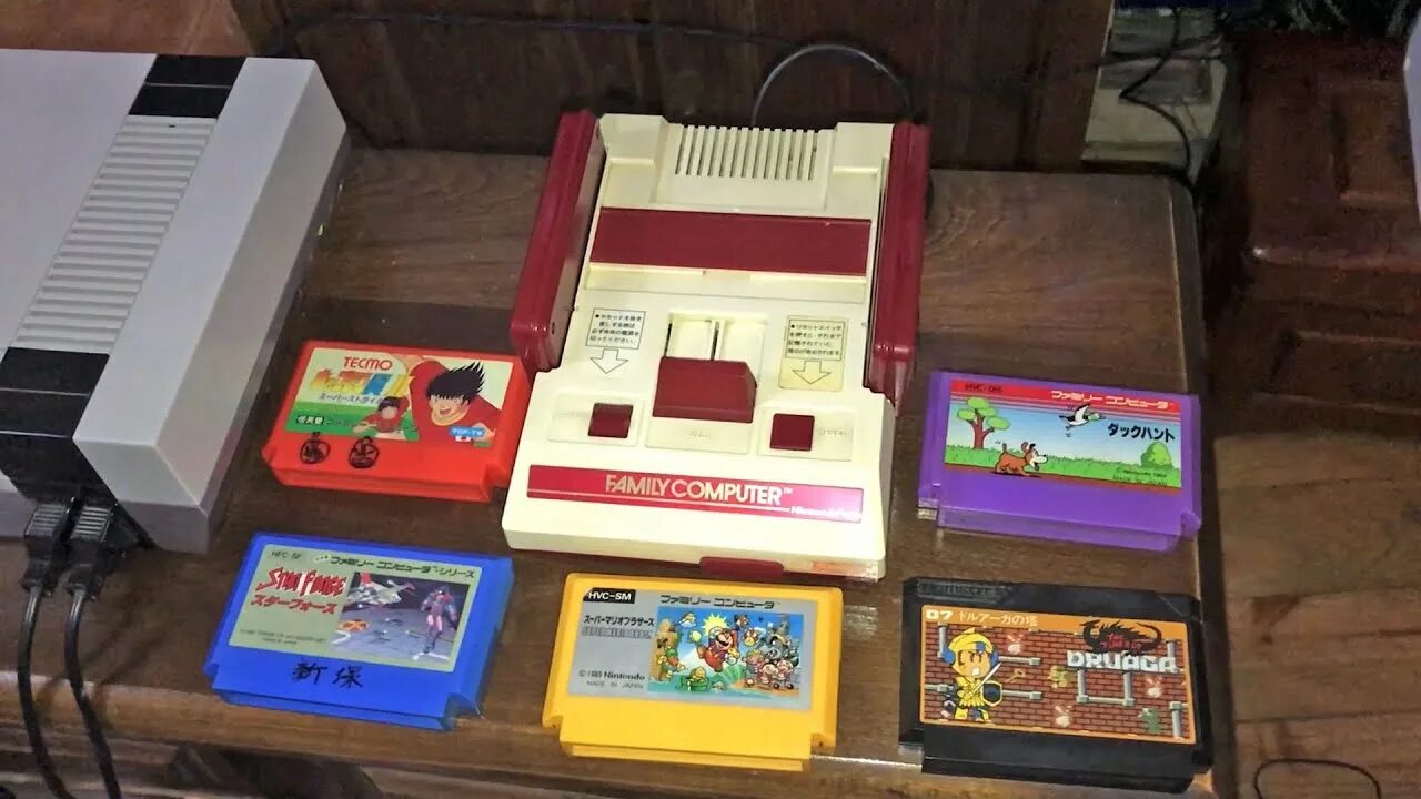 Nintendo компьютер. Приставка Nintendo Family Computer. Нинтендо Фэмили компьютер. Nintendo Famicom NES. Family Computer Clone Famicom 1993.