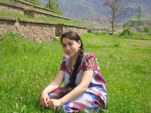 рахматуллоева мунира юнусжоновна. сайри лола праздник в таджикистане. таджикистан город девушка. худжанд девушки. мунира из таджикистана.