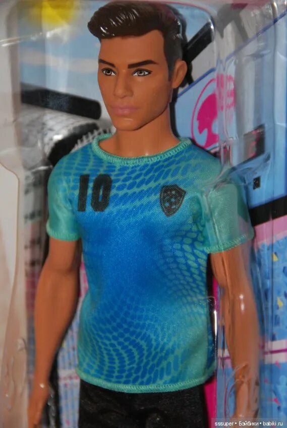 Кукла кен футболист klmmlcн d. Кукла barbie "кем быть кен", fxp01. Кукла кен футболист. Барби 12 танцующих принцесс дерек. Дерек кен футболист.