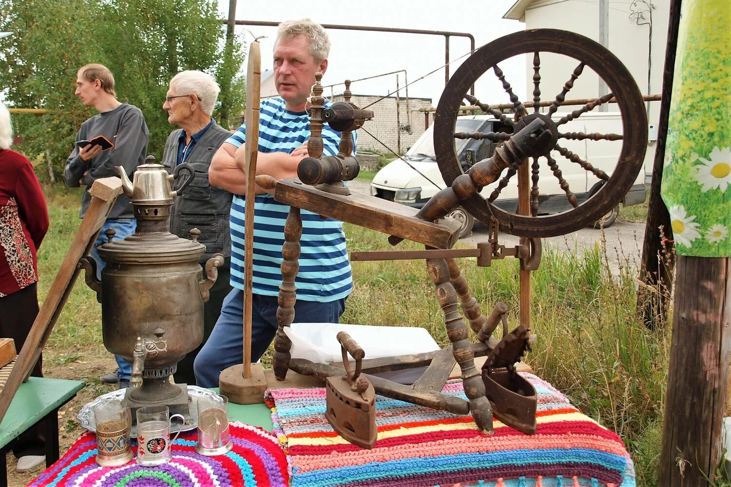 Погода в выксе по часам. Лесозавод Выкса. Лесозавод Выкса Молодежная. Кинешма дом культуры Лесозавод кружки. Старик Выкса.