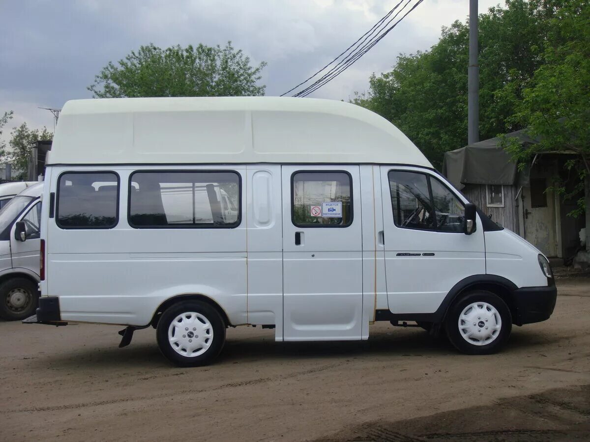 Газ 3221 8 мест. Газ-32217-753. Газ газель 3221 серебристый. Газель бизнес 8 мест. Микроавтобус газ 322132.