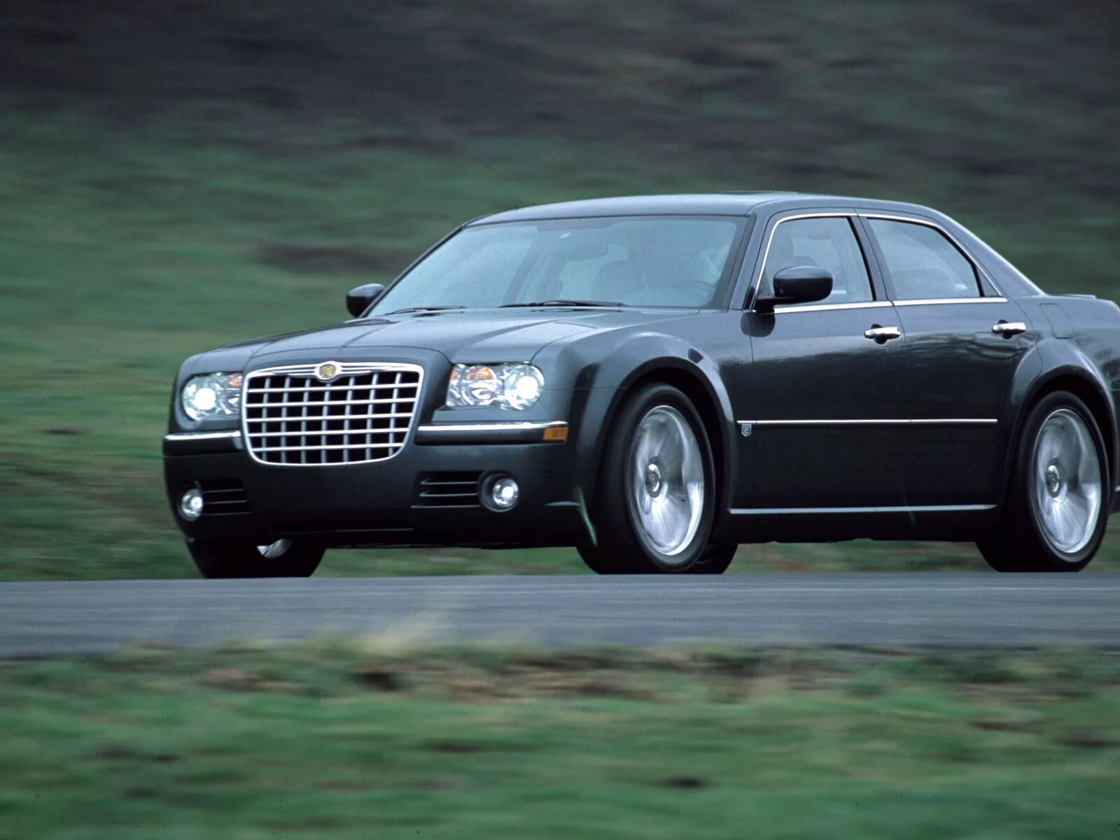 Крайслер 300с седан. Chrysler 300c 2005. 300 c машина. Крайслер 300с 2003. Chrysler 300c универсал.