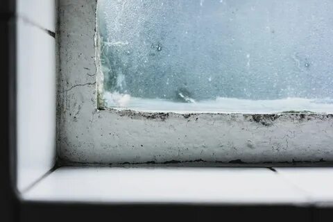 Плачут окна пластиковые в квартире зимой