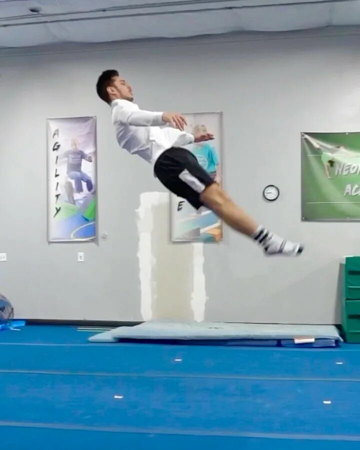 Float around