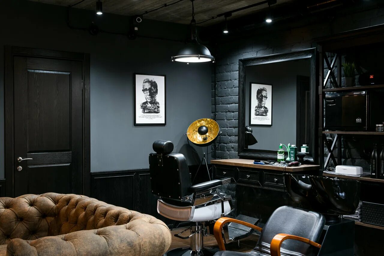 Барбершоп черный стиль. Барбершоп на бориса галушкина. Самый крутой барбершоп. Барбершоп ecs. Интерьер барбершоп брутализм.