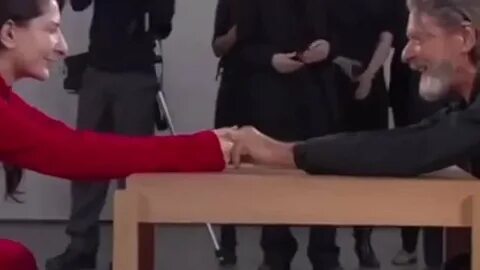 Влюбленные встретились спустя 30
