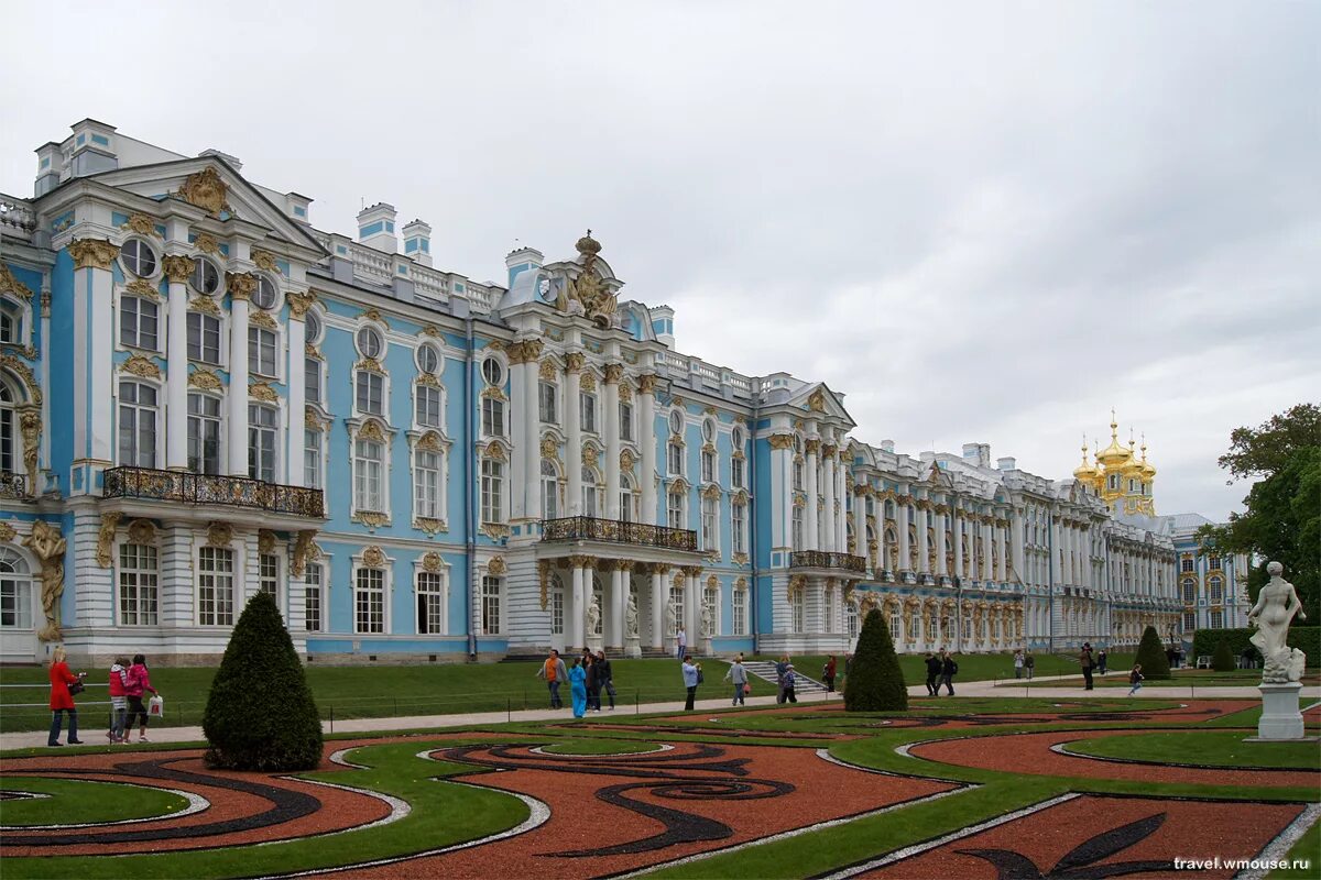 Царское село строительство. Дворец в Царском селе. Царскосельский Екатерининский дворец. Екатерининский дворец царского села. Екатерининский дворец в Царском селе двор.