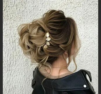 Прически на праздник девушке