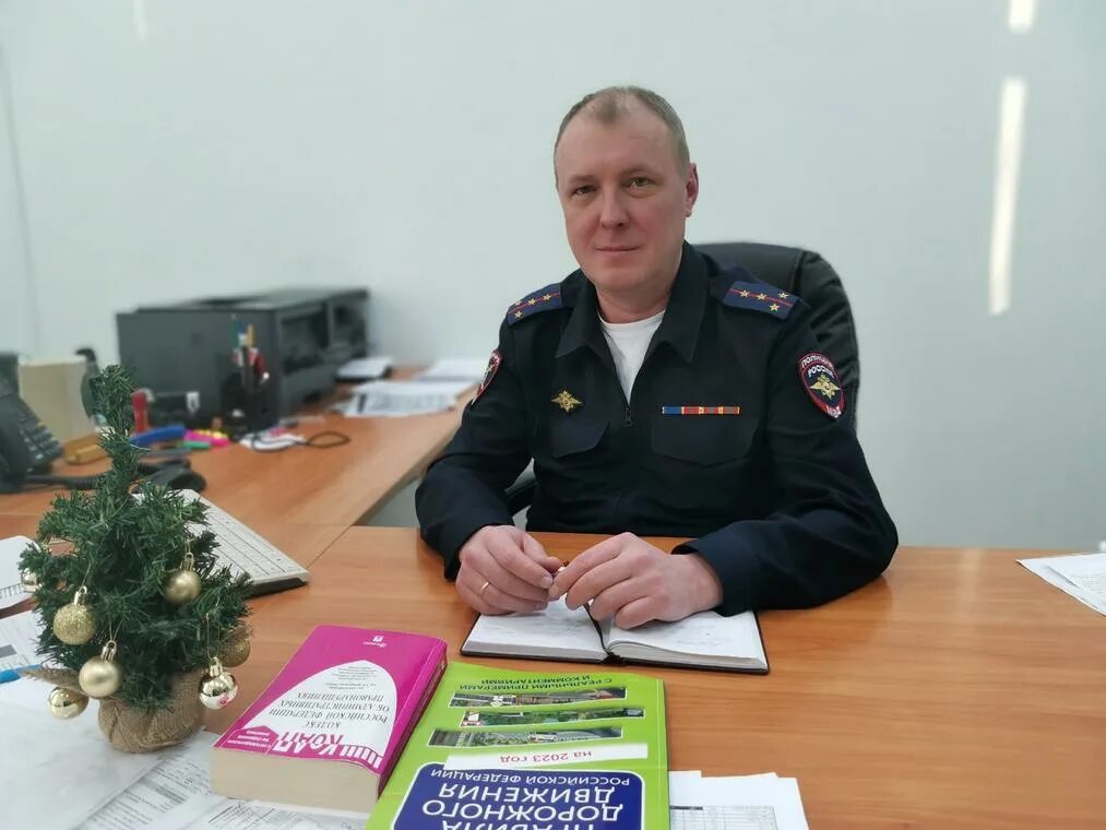Гибдд березовский свердловская область график работы Поздравление руководителя Госавтоинспекции Березовского Ивана Селезнева с 85-лет