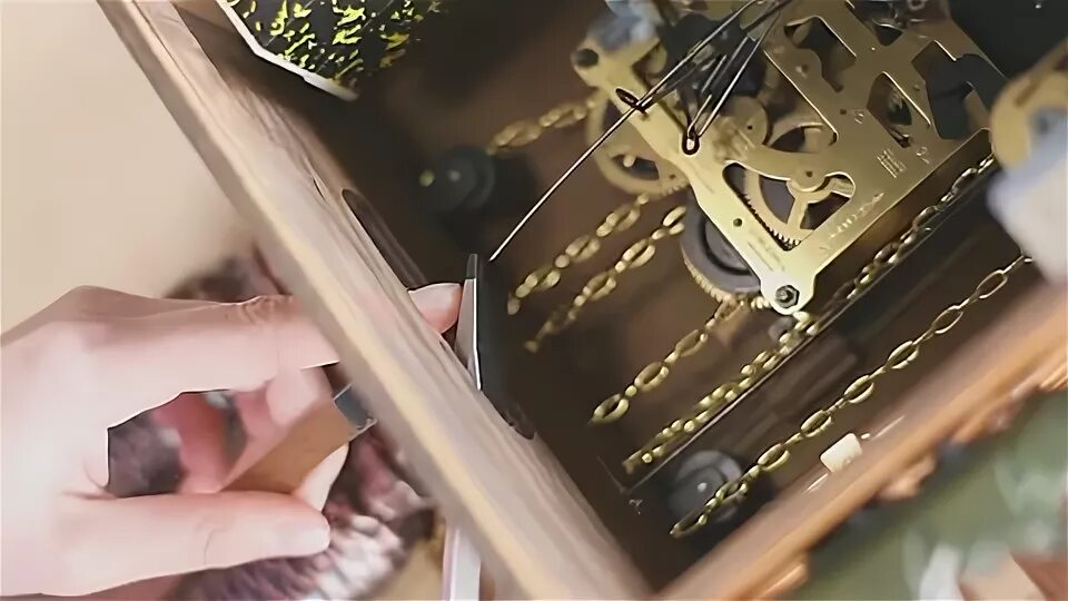 Как починить ходики мира грез Два механизма от часов-ходиков.