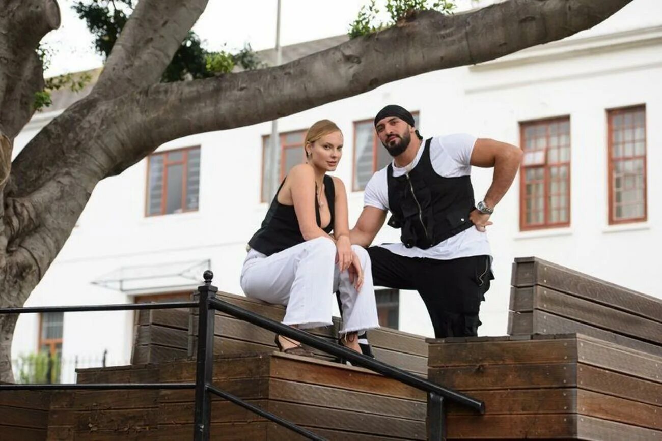 Влюбись если сможешь после проекта. Участники шоу влюбись если. Влюбись если сможешь участники. Биттуев и рюмшина. Маша из влюбись если сможешь.