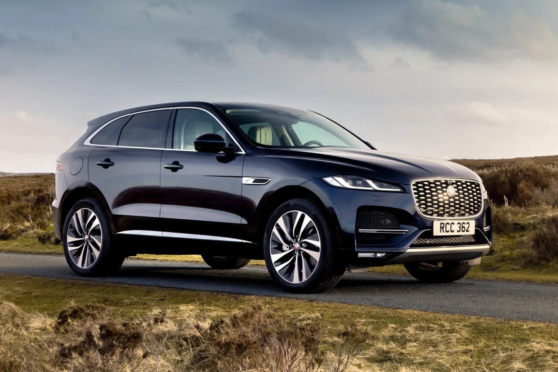 F pace 2025. F pace 2025