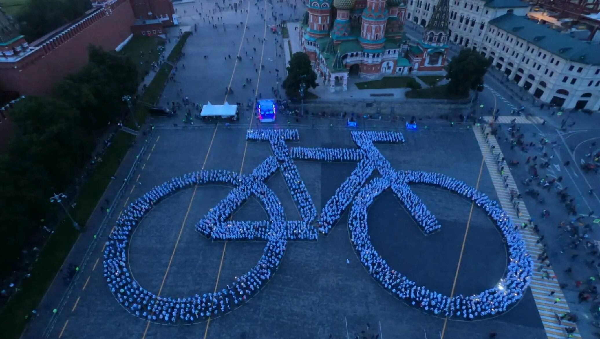 Самые крутые рекорды гиннесса в мире. Москва рекорд гиннесса. Пицца рекорд гиннесса. Москва рекорд гиннесса. Москва рекорд гиннесса.