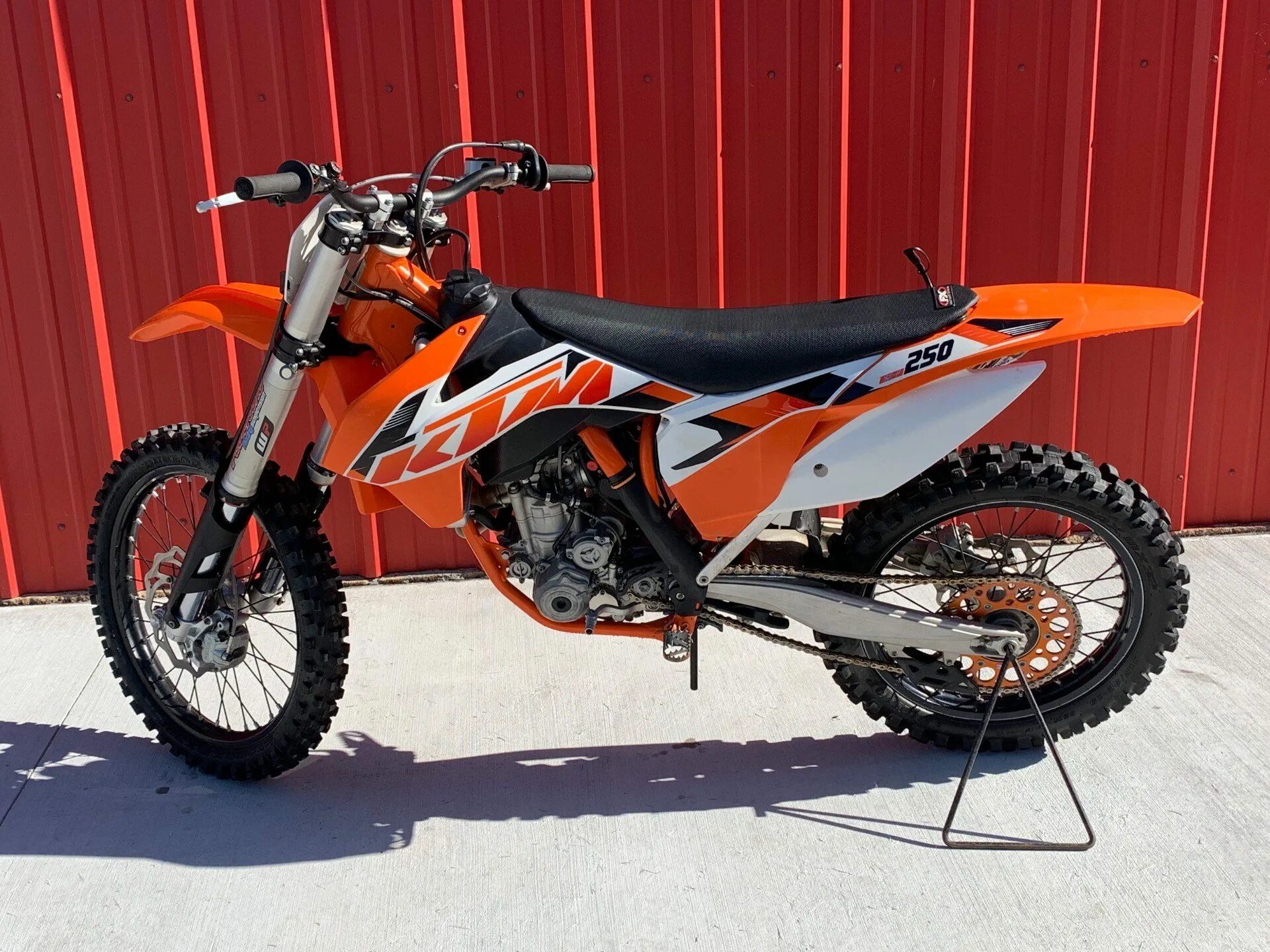 Купить ктм 250. КТМ SX 250. КТМ SX 250 2022. Питбайк KTM 250. Мотоцикл KTM 250sxf.