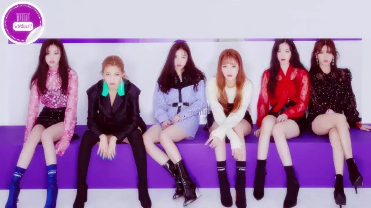 G idle песни wife. G I -DLE корейская группа. Группа g Idle участницы. G Idle участницы Юци. G Idle участницы hwaa.