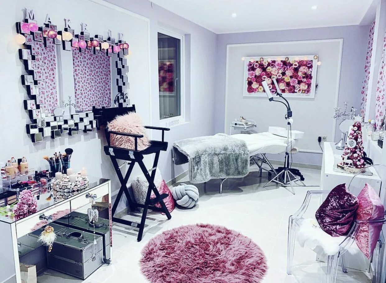 Студия наращивания ресниц интерьер. Интерьер лэш студии. Pink beauty studio. Кабинет наращивания ресниц интерьер. Кабинет наращивания ресниц интерьер.