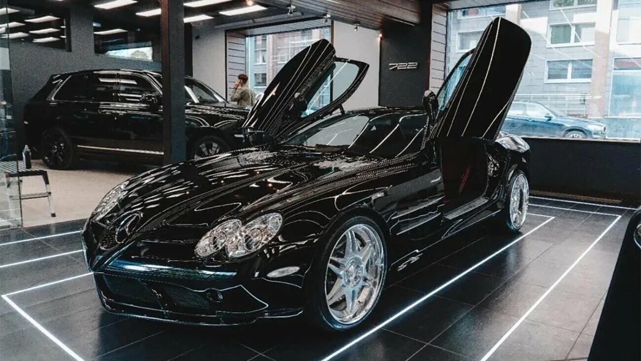 Машина за миллион в 2024 году. Mercedes Benz SLR MCLAREN 2005. Mercedes Benz SLS MCLAREN 2005. Mercedes SLR MCLAREN 2005. Mercedes-Benz SLR MCLAREN 2003.