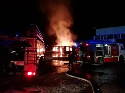 Горит склад валдберис
