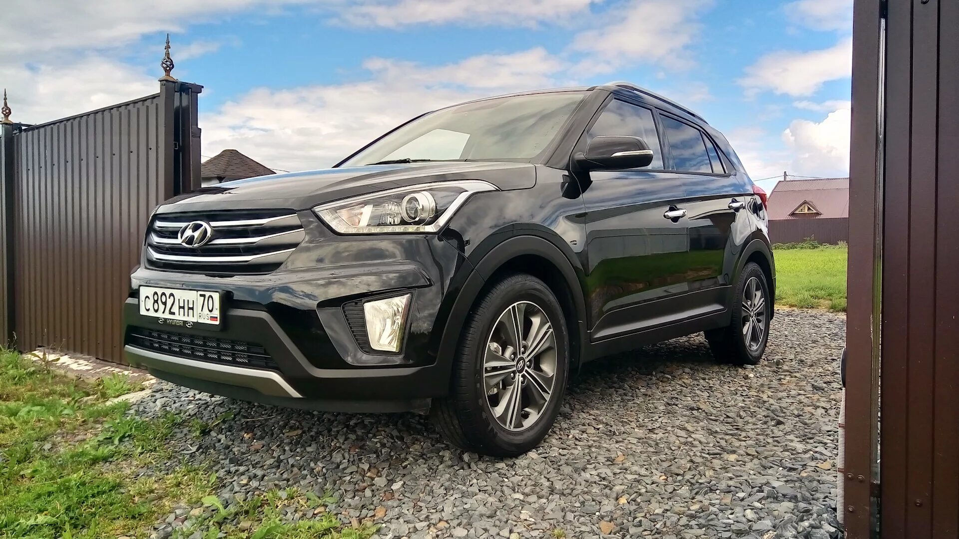 Hyundai creta 4. Hyundai Creta. Хендай Крета 2 черная. Hyundai Creta 2016. Хендай Крета новая черная.