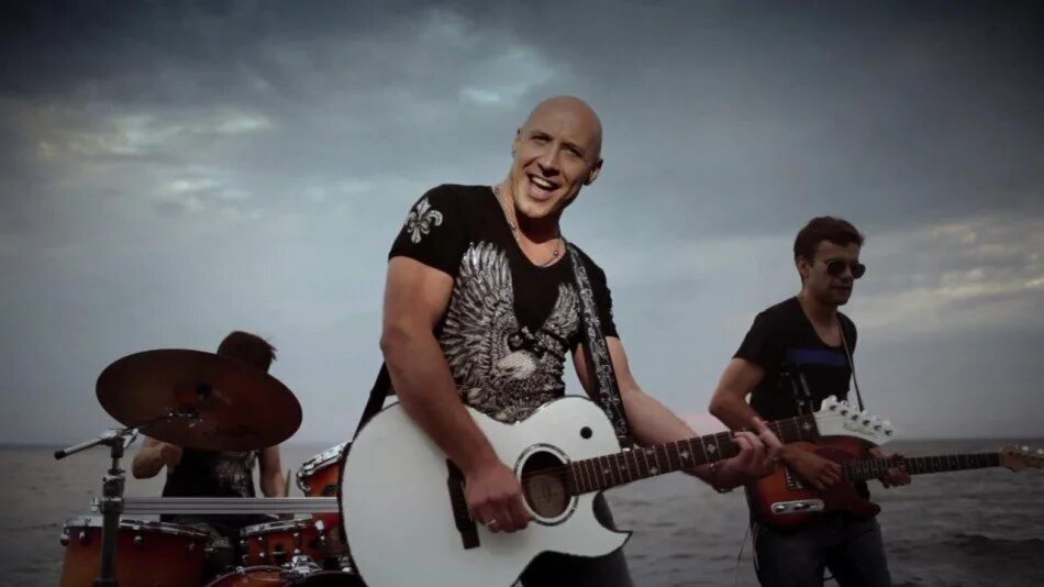 Лесоповал денис майданов. Денис майданов 2012. Майданов счастье. Денис майданов 2009. Певец денис майданов.