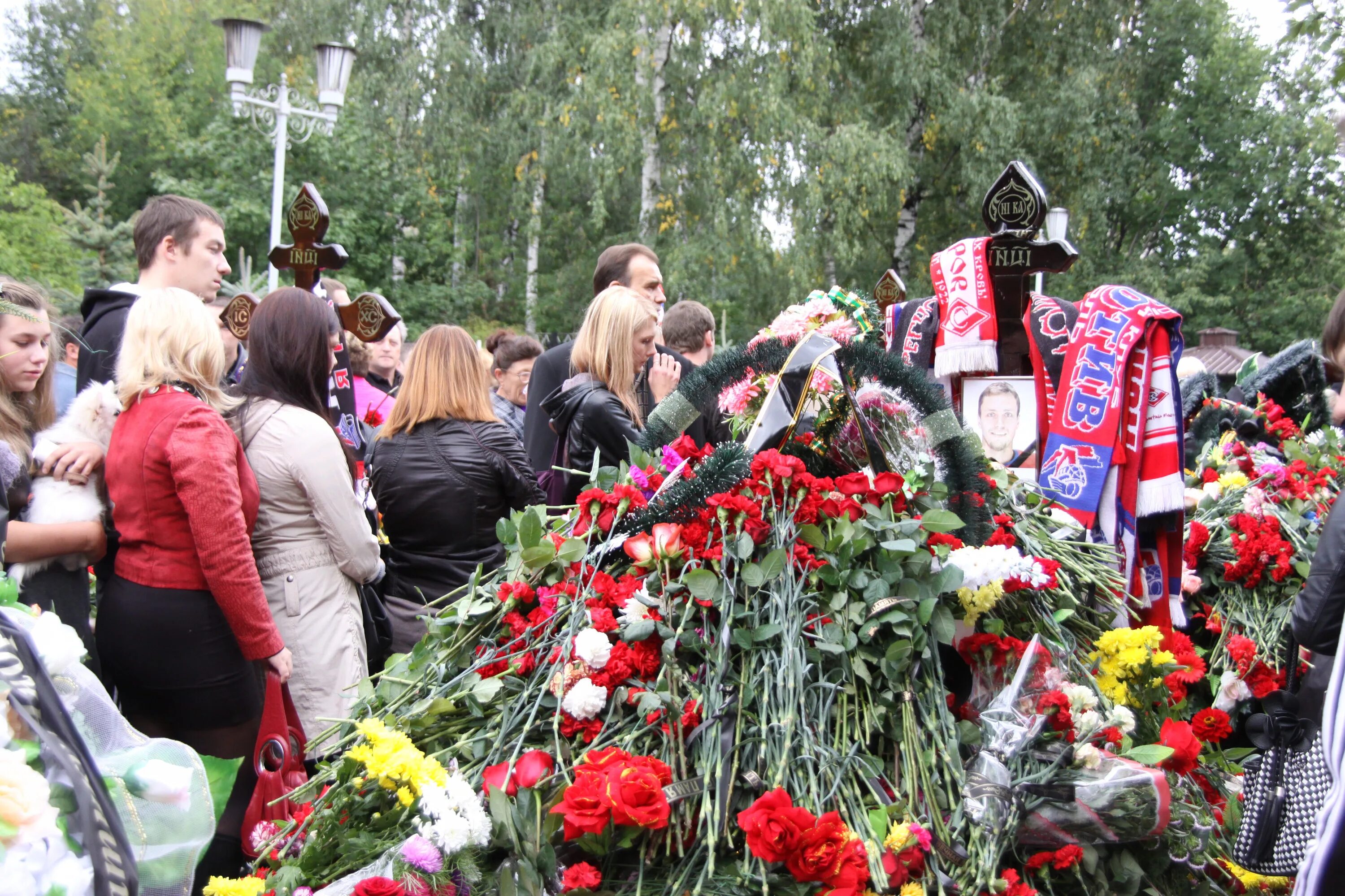 Список экипажа разбившегося в иваново. Локомотив Ярославль трагедия 2011. Хк Локомотив Ярославль катастрофа. Авиакатастрофа Локомотив Ярославль.