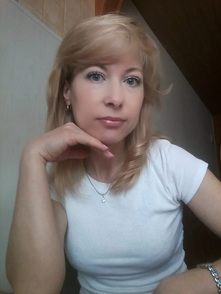 Одиночки женщины во владивостоке. Женщины владивосток 45+. Одинокие женщины владивостока. Знакомлюсь с женщиной для брака. Девушки владивостока для встреч.