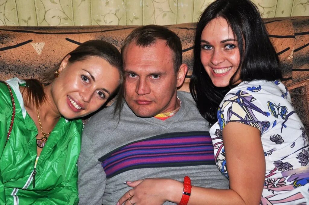 Жену Степана Меньщикова осудили за интимный снимок STARHIT