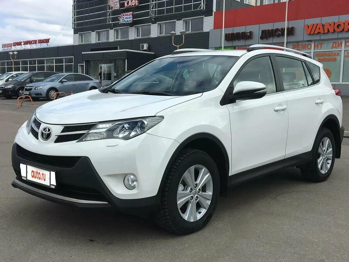 Тойота рав 4 2015. Тойота рав 4 белая. Toyota rav4 белый 2015. Тойота рав 4 2015 белый. Тойота рав 4 год выпуска 2014