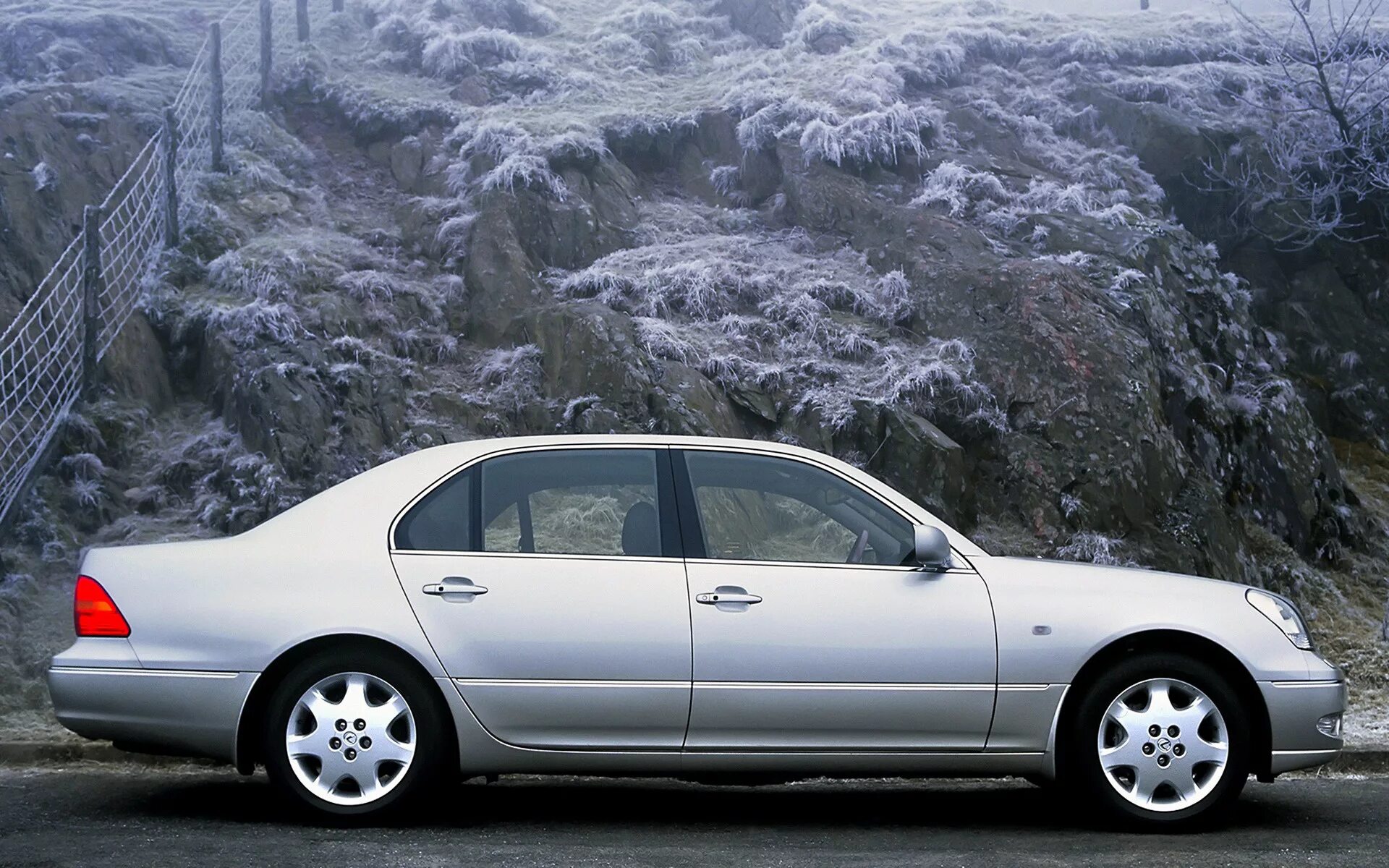 Lexus 2000 года. Лексус лс 2000. Лексус седан 2000. Лексус 430 LS 2000. Лексус лс 430 2001 год.