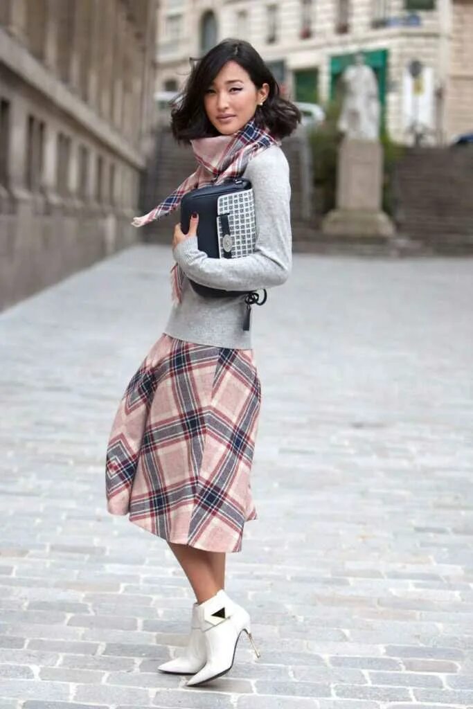 С чем носить юбку в клетку. Юбка в клетку. С чем носить юбку в клетку. Ббка в шотланлскую коетку. Юбка в клетку.