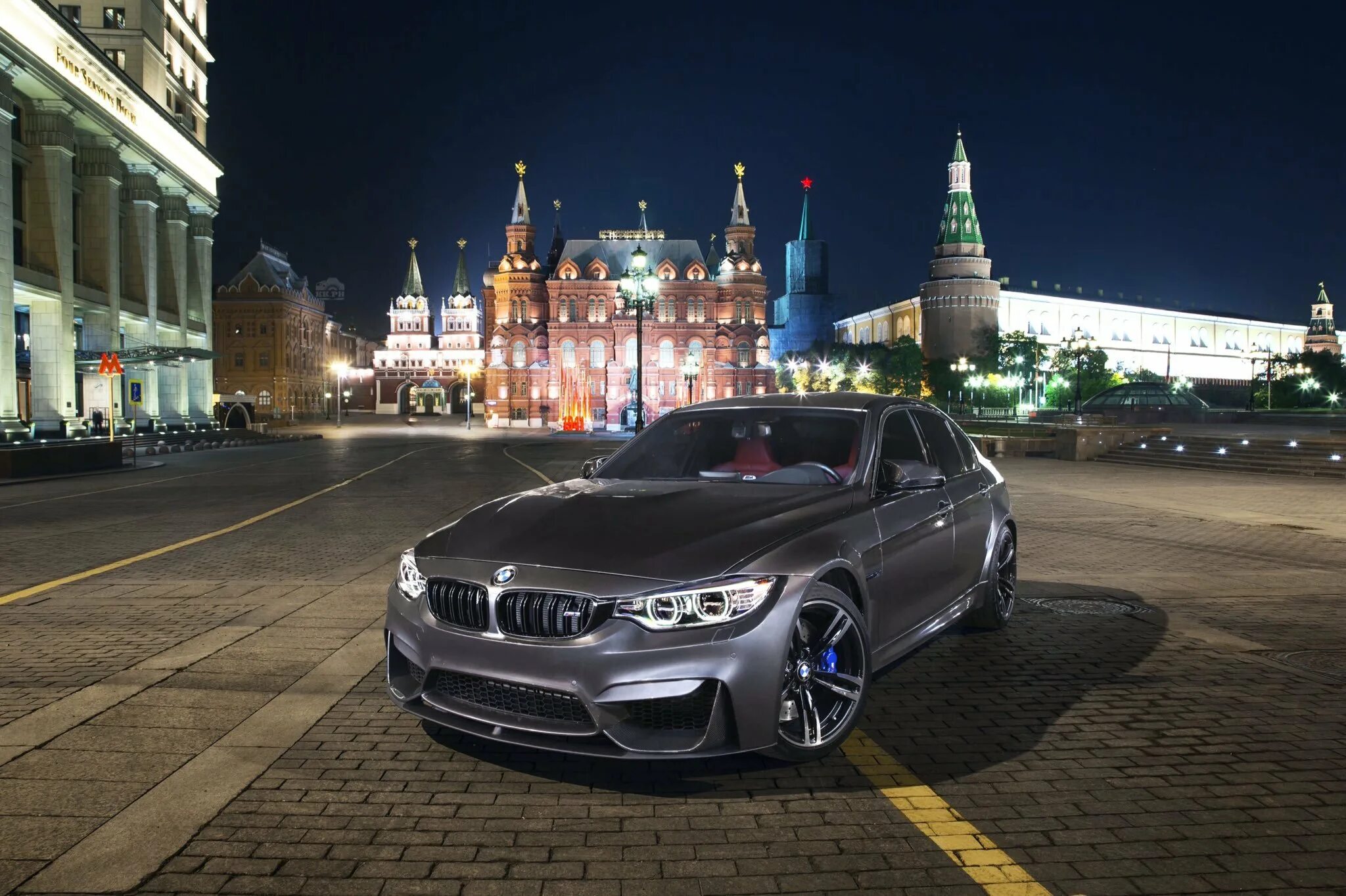 Москва авто любые. BMW m5 Москва. BMW m5 f90 Москва. БМВ м5 ф90 в Москве. BMW m5 Москва Сити.