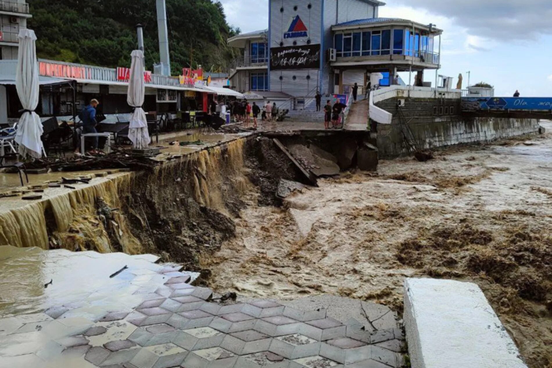 Половодье затопление. Наводнение в декабре 2023. Наводнение 2022. Наводнение в декабре 2023. Наводнение в декабре 2023.